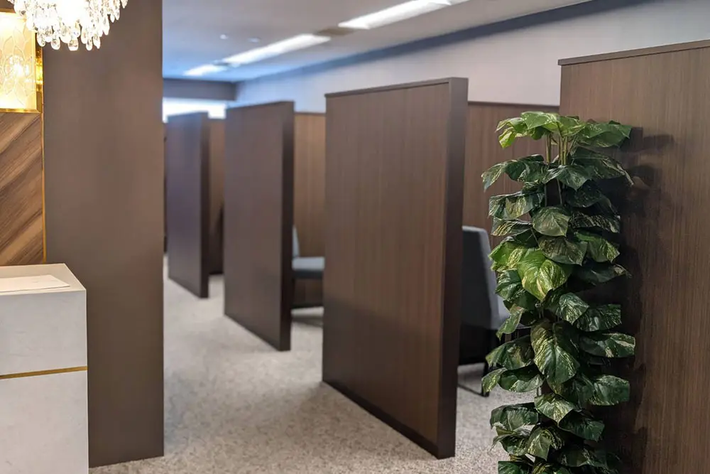 ミライノ岡山店のプライベート個室相談スペース